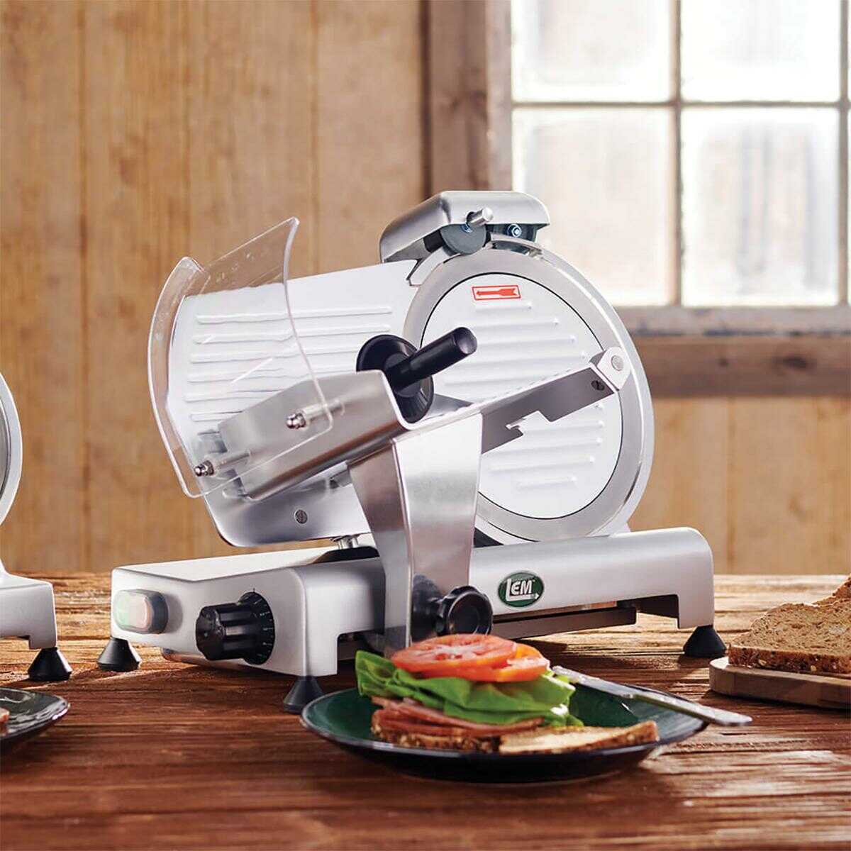 Lem Products Big Bite 10" Commercial Slicer