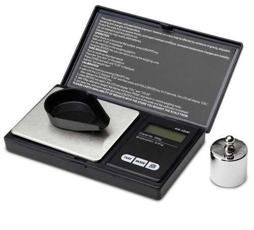Hornady 1500 Grain Electronic Scale With 100 Gram Calibration Weight Md: 050107